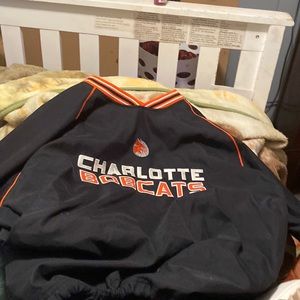 A vintage charlotte bobcats sweat shirt